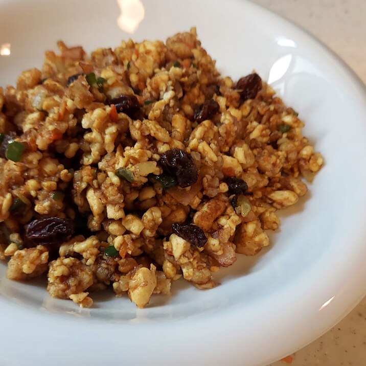 【糖質オフ】オートミールと豆腐で作るドライカレー